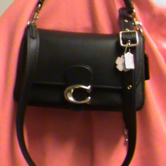 New REAL Coach bag and wallet with gift package added.